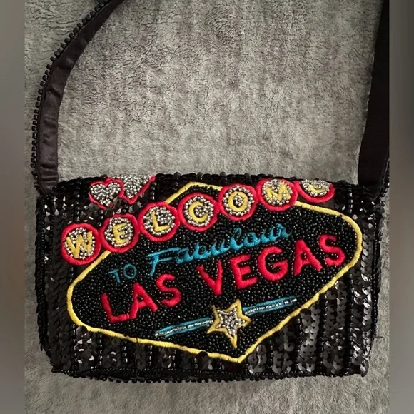 Viral ♦️🖤 Las Vegas Beaded Bag ♦️🖤 - Picture 3 of 11